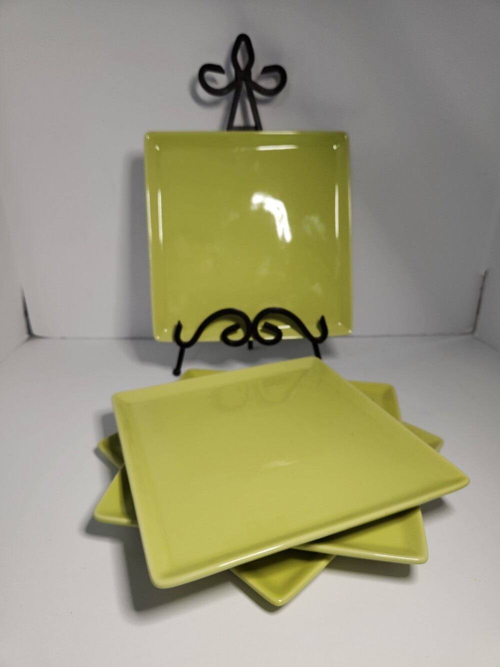 Food Network Herb Garden Pattern Green Square Ceramic Dinner Plates - Set of 4